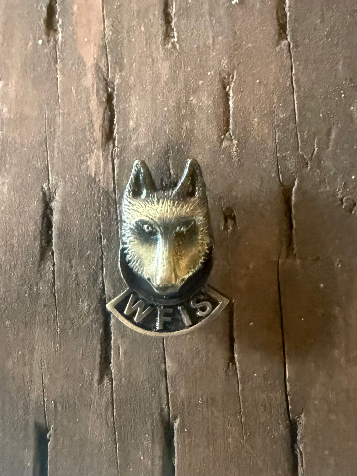 WFIS Wolf Pin