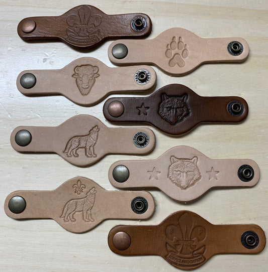Woggle, leather with snaps