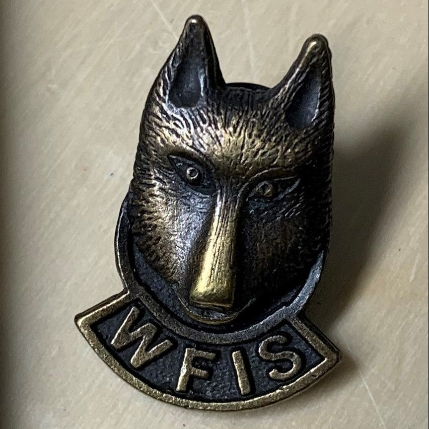 WFIS Wolf Pin – Outdoor Service Guides Quartermaster Store